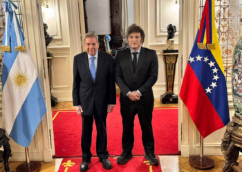 Opositor de Maduro encontra Milei e busca apoio da América Latina