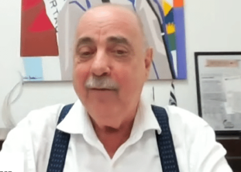 Internado, prefeito de BH terá licença de 15 dias para tratar pneumonia