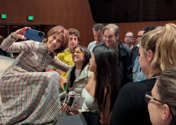 Não derrotei ninguém, diz Fernanda Torres sobre vitória no Globo de Ouro