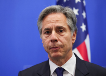 Autoridade Palestina deve supervisionar o pós-guerra em Gaza com ONU e aliados estrangeiros, diz secretário dos EUA