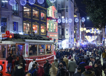 Bebida alcoólica adulterada deixa 23 mortos em menos de 48 horas na Turquia