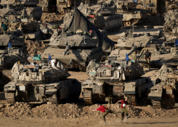 Israel aceita acordo de cessar-fogo com o Hamas, diz imprensa; governo vota texto nesta sexta