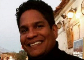 O governo do amor: fraco, corrupto e incompetente leva surra das redes sociais