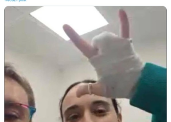 'Agradeço todos que nunca pararam de lutar': mãe de refém libertada pelo Hamas se emociona