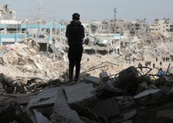 Israel liberta 90 prisioneiros palestinos após receber 3 reféns do Hamas