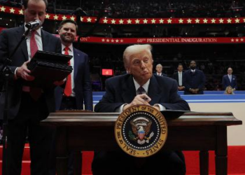 Trump adia proibição do TikTok por 75 dias