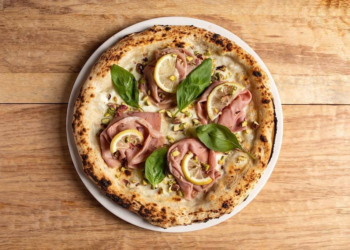 Seo Basilico faz pizza napolitana sem amarras