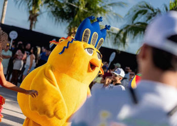 Carnaval no Nordeste tem lama e 'pinto da madrugada' fora do circuito Salvador, Recife e Olinda
