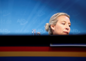 Casada com imigrante e neta de nazista: quem é Alice Weidel, a candidata da ultradireita alemã que aparece em 2º nas pesquisas