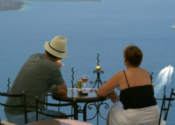 O mito da crise da meia-idade: o que as pesquisas dizem sobre felicidade ao longo da vida