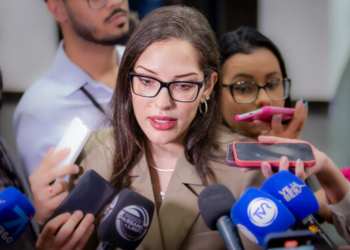 Janaina: Congresso precisa deixar de se acovardar