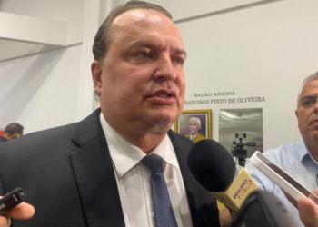 Max Russi: Não dá pra aceitar produtos de alto padrão nas cadeias; isso deixa a população indignada