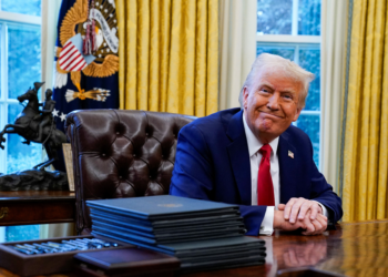 Trump diz que Musk 'não pode e não fará' nada sem 'aprovação' e Casa Branca afirma que bilionário não recebe salário dos EUA