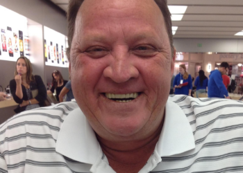 Morre Ivan Zimmermann, narrador esportivo, aos 64 anos