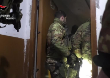 Itália prende 130 pessoas em operação em larga escala contra a máfia siciliana