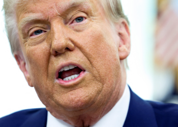 Trump pausa pedidos de imigração de pessoas da Ucrânia e América Latina autorizadas a entrar nos EUA no governo Biden