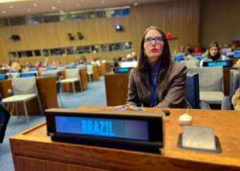 Janaina Riva debate sobre violência contra a mulher