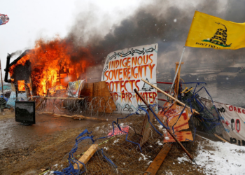 Greenpeace é condenado a pagar mais de US$ 660 milhões a operadora de oleoduto nos EUA