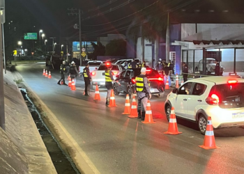 Bombeiros de MT e Goiás localizam corpo de homem que se afogou no rio Araguaia