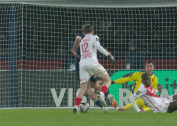 Kvaratskhelia, um começo mágico no PSG