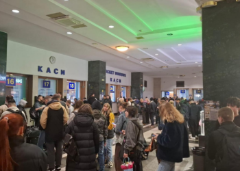 Ferroviária estatal da Ucrânia é alvo de ataque cibernético de 'grande escala', diz agência