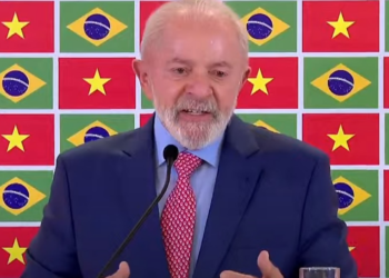 Em última agenda na Ásia, Lula volta a comentar 'anistia' de Bolsonaro: 'ele não está querendo se defender'