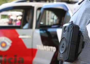 PMs são presos em SP acusados de estuprar jovem em viatura após carona