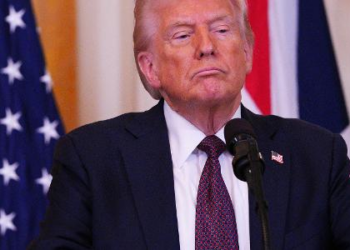 'Estamos apenas começando', diz Trump em 1º discurso ao Congresso