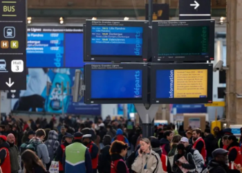 Bomba intacta da 2ª Guerra encontrada em Paris fecha estação de trem mais movimentada da Europa e causa caos