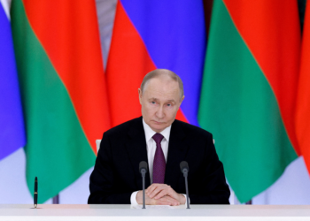 Trump amplia sanções contra Rússia, diz TV; Washington não confirma se medida é pressão para Moscou aceitar cessar-fogo