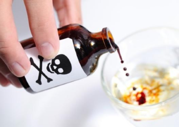 Homem tenta matar mulher com café envenenado