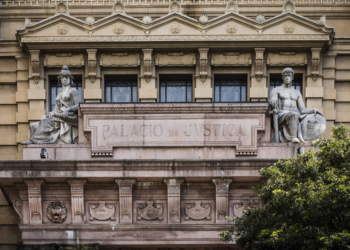 Penduricalhos quadruplicam no TJ-SP e beiram R$ 700 milhões em 3 meses