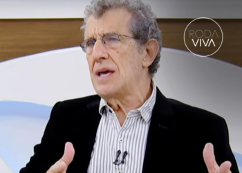 Epidemiologista alerta para consumo de açúcar e adoçante: "potencial enorme de causar danos"