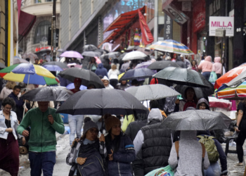 Defesa Civil alerta para início de semana com chuva forte em São Paulo