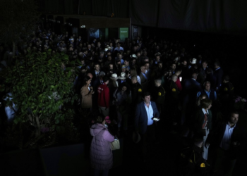 Após apagão, Espanha declara emergência nacional; SIGA