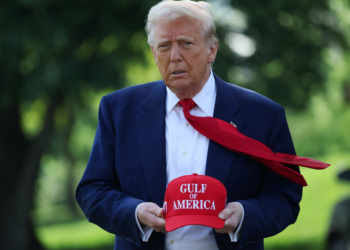 Trump diz que gostaria de ser o próximo papa: 'Seria minha escolha número 1'