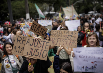 Câmara aprova reajuste parcelado a servidores municipais de São Paulo