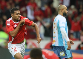 Internacional vence Maracanã no Beira-Rio, mas VAR e goleiro adiam a classificação na Copa do Brasil