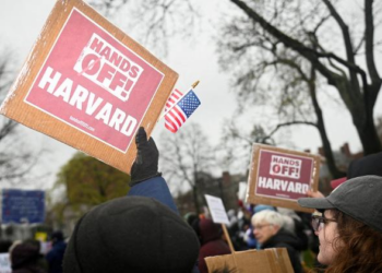 Caça a imigrantes apavora estudantes nos EUA: 'Clima de pânico crescente'