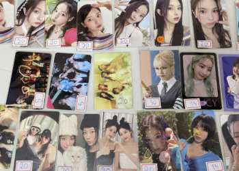 Photocards, cartões com selfies de ídolos de k-pop, viram item colecionável