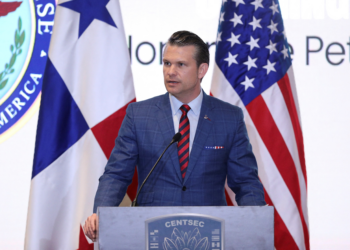 EUA não buscam guerra com a China, mas 'certamente não é inevitável', diz chefe do Pentágono