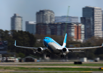 Voos para Argentina sofrem alterações após anúncio de greve geral nesta quinta