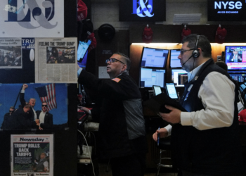 Bolsas de NY operam em queda após dispararem no dia anterior com redução do 'tarifaço' de Trump