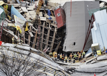 Desabamento em obras do metrô na Coreia do Sul deixa trabalhadores desaparecidos