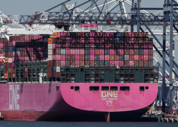 Governo Trump reduz taxas portuárias sobre navios construídos na China após pressão da indústria