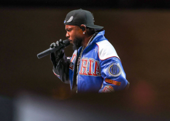 Drake inclui show no Super Bowl em processo por música de Kendrick Lamar