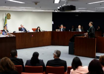 PGR defende que STF torne réus militares acusados em trama golpista