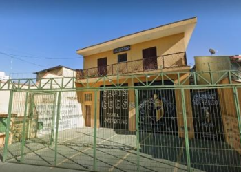 Criminosos invadem clube de tiro e roubam 30 armas na zona norte de SP