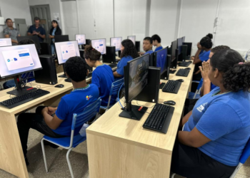 Seciteci instala laboratório de informática na Escola Técnica Estadual de Várzea Grande