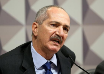 Alexandre Moraes ameaça prender ex-ministro de Dilma